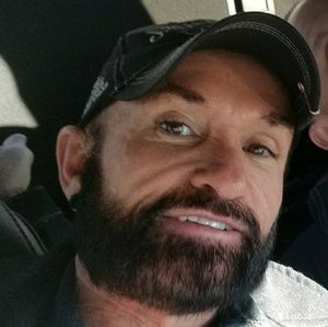 Meet your Posher, Lawrence